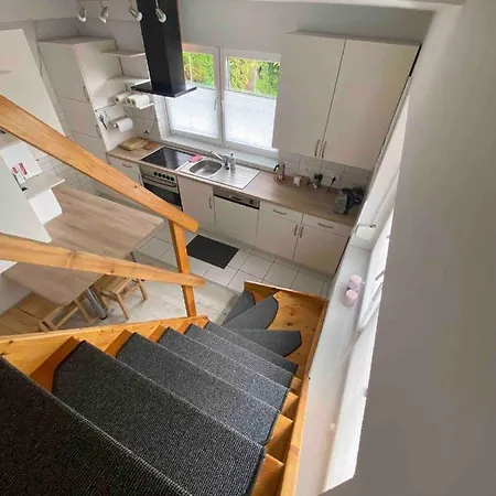 Kleine Schoene Doppelhaushaelfte Apartment Czestochowa