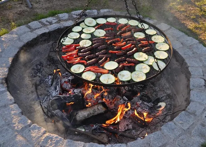 Kleine Schoene Doppelhaushaelfte דירה צ'סטוצ'ובה